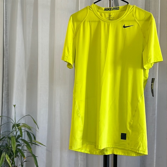 Nike Other - Nike yellow shirt